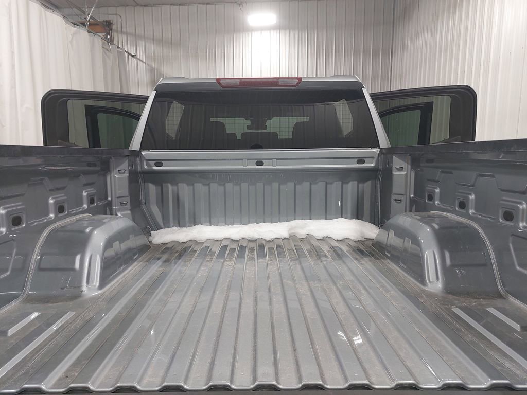 Used 2023 Chevrolet Silverado 1500 LT image 13