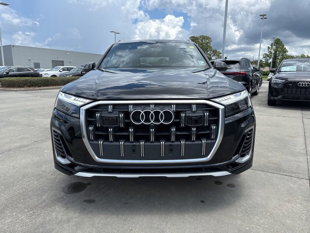 Used 2025 Audi Q7 3.0T Prestige w/ Prestige Package image 2