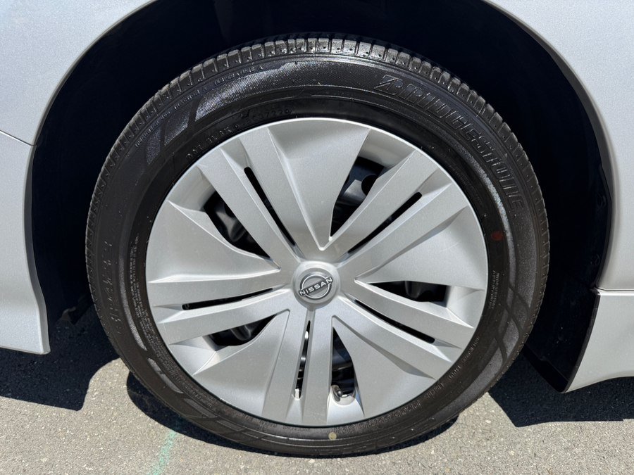 Used 2025 Nissan Leaf S FWD image 47
