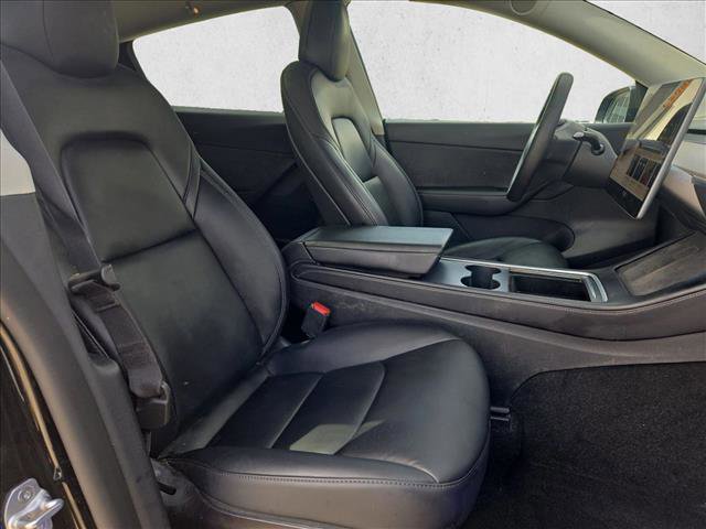 Used 2022 Tesla Model Y Long Range image 20