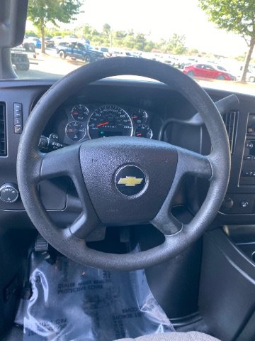 Used 2021 Chevrolet Express 2500 RWD image 15