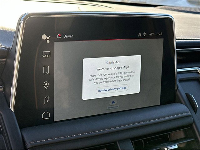 Used 2024 GMC Yukon XL AT4 w/ Technology Package image 13