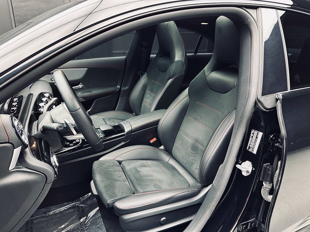 Used 2022 Mercedes-Benz CLA 250 4MATIC image 33