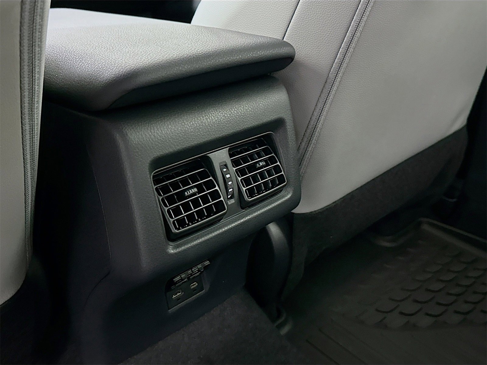 New 2026 Toyota Camry SE image 24