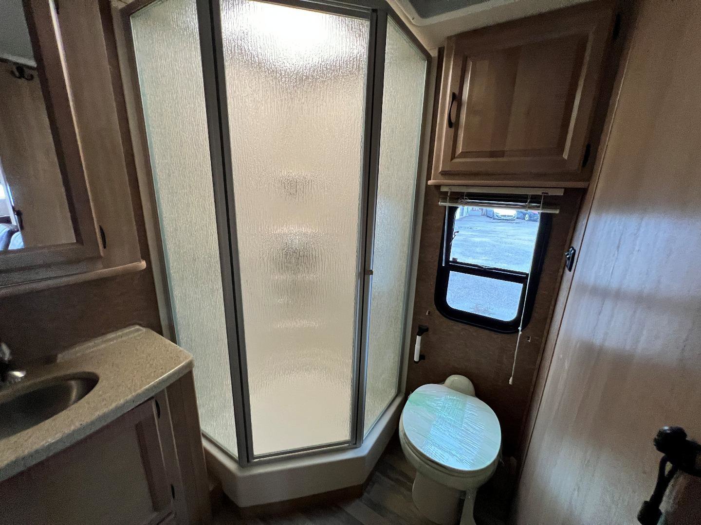 Used 2015 Mercedes-Benz Sprinter 3500 image 31