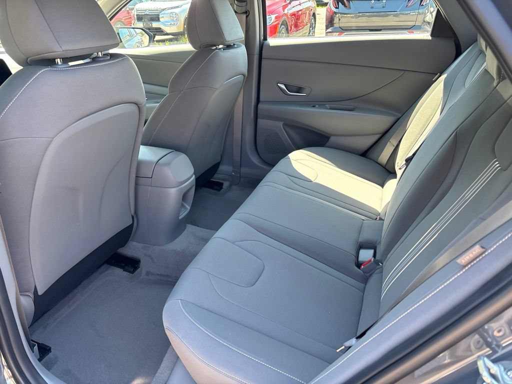 Certified 2024 Hyundai Elantra SEL FWD image 16