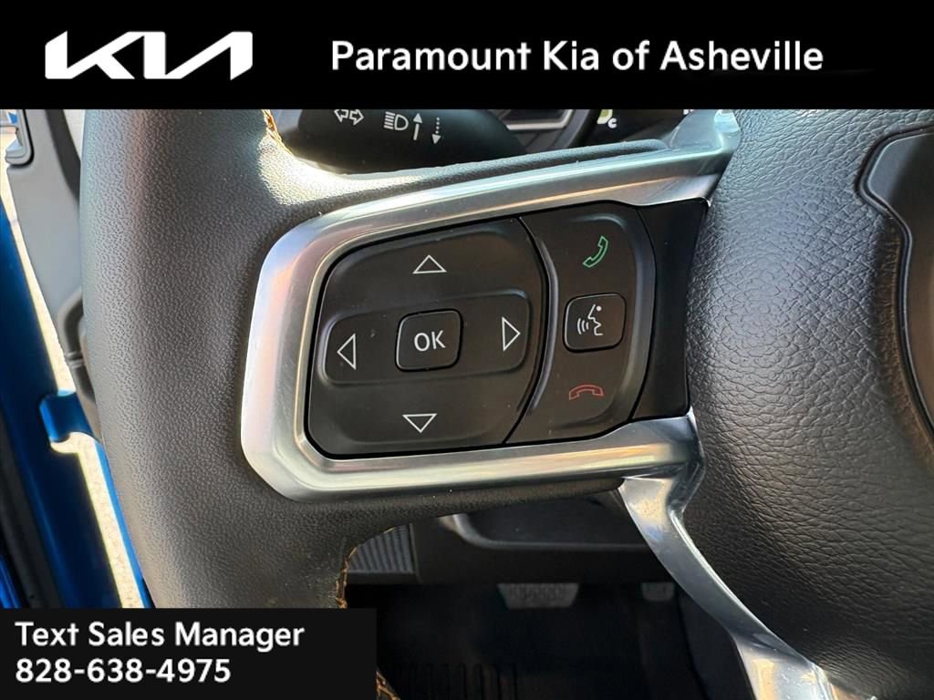 Used 2024 Jeep Wrangler Sahara image 14