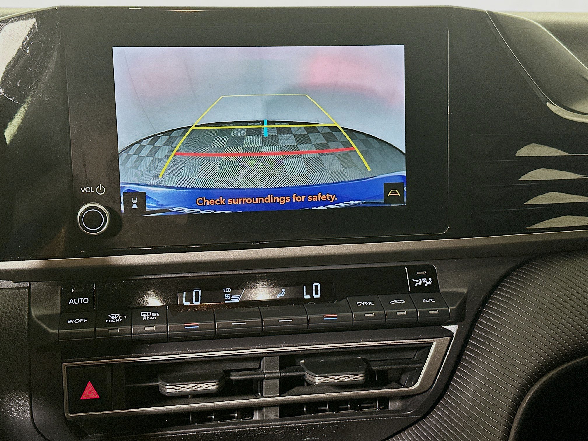 Used 2025 Toyota Camry SE w/ Convenience Package FWD image 25