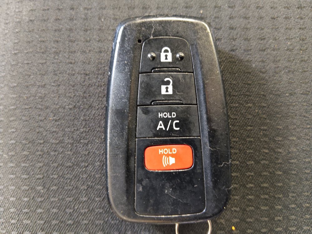 Used 2021 Toyota Prius Prime LE FWD image 32
