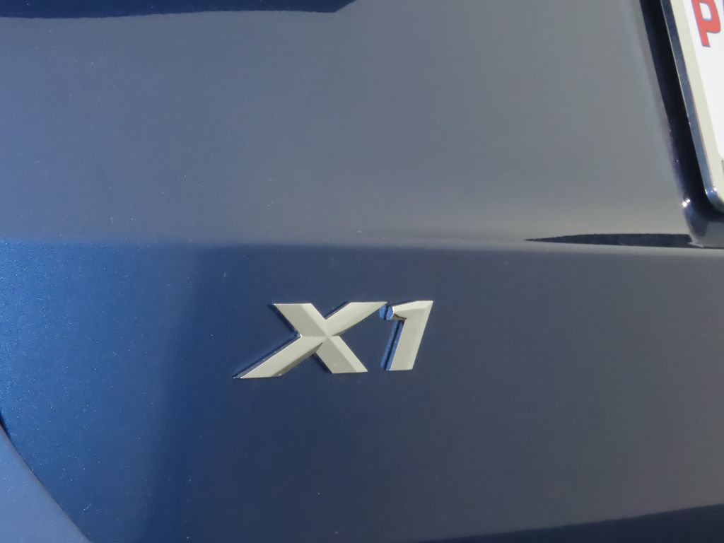 Used 2025 BMW X1 xDrive28i w/ Convenience Package AWD/4WD image 7