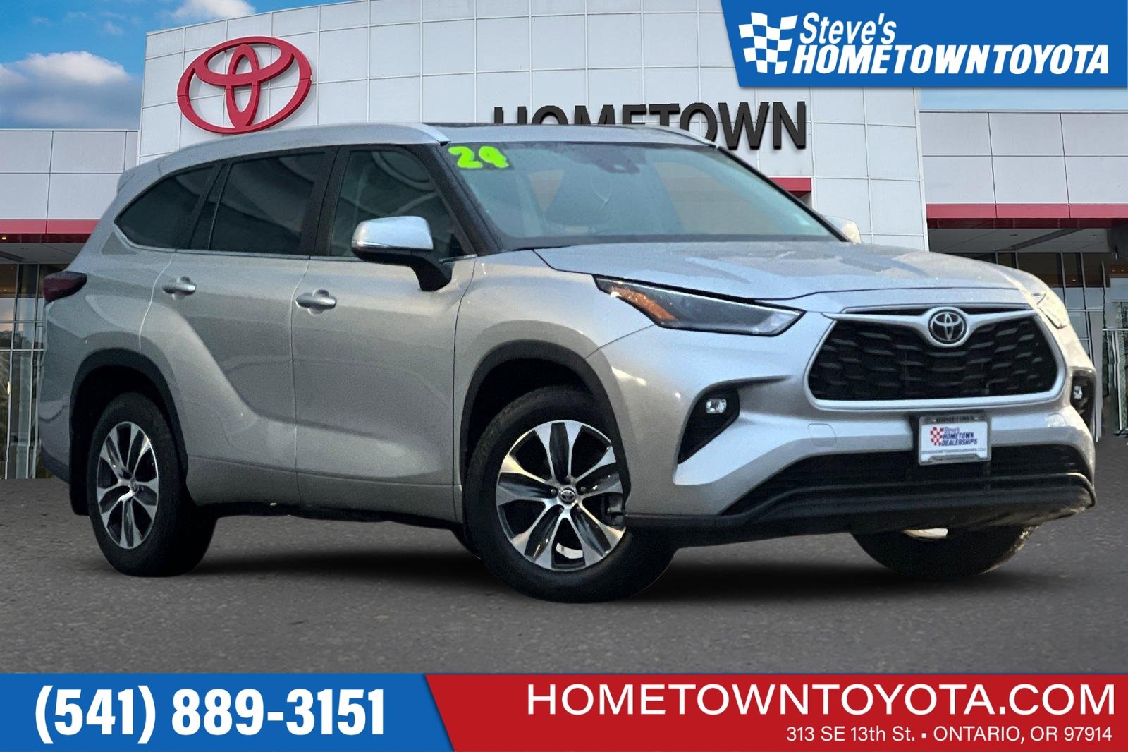 Used 2024 Toyota Highlander XLE image 1