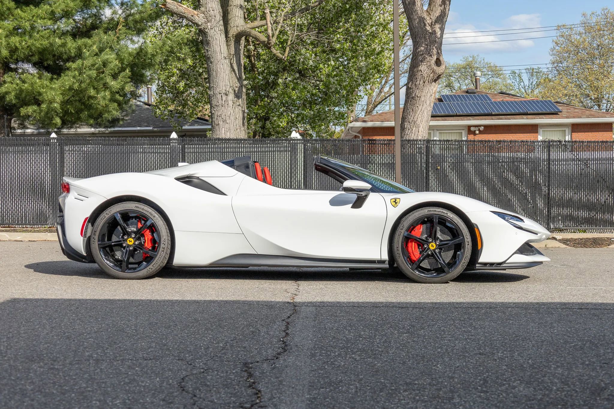 Used 2025 Ferrari SF90 Spider image 25