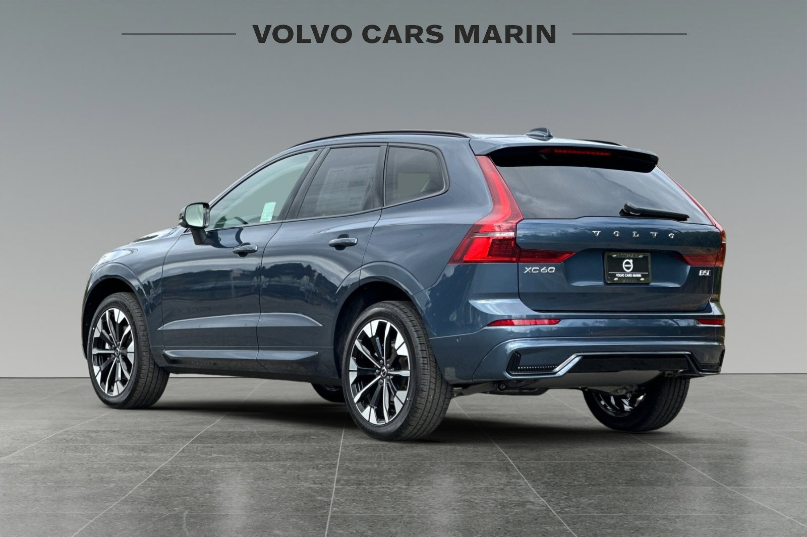 New 2026 Volvo XC60 B5 Ultra w/ Climate Package image 6