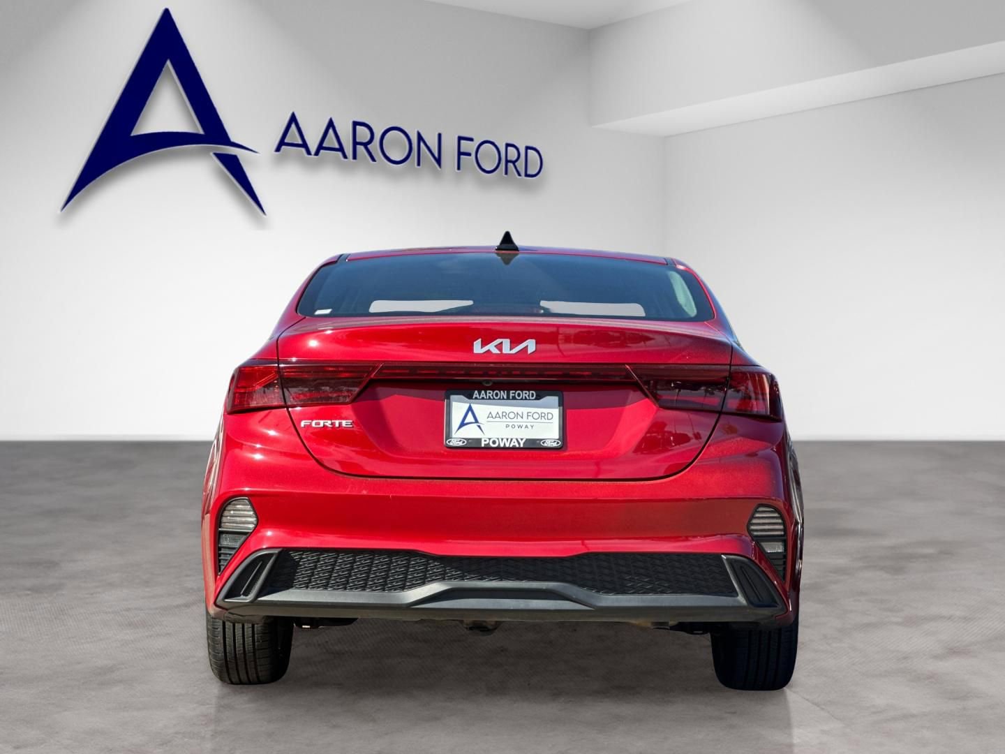 Used 2023 Kia Forte LXS image 4