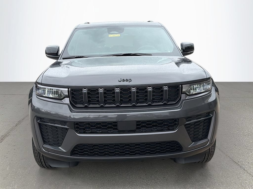 New 2026 Jeep Grand Cherokee Altitude AWD/4WD image 9