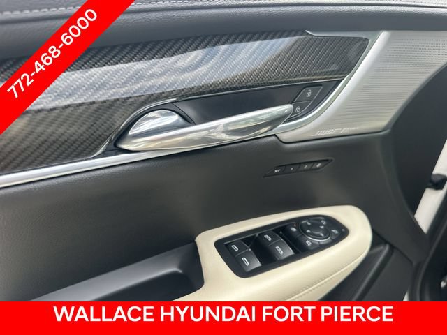 Used 2024 Cadillac XT6 Sport w/ Technology Package AWD/4WD image 18