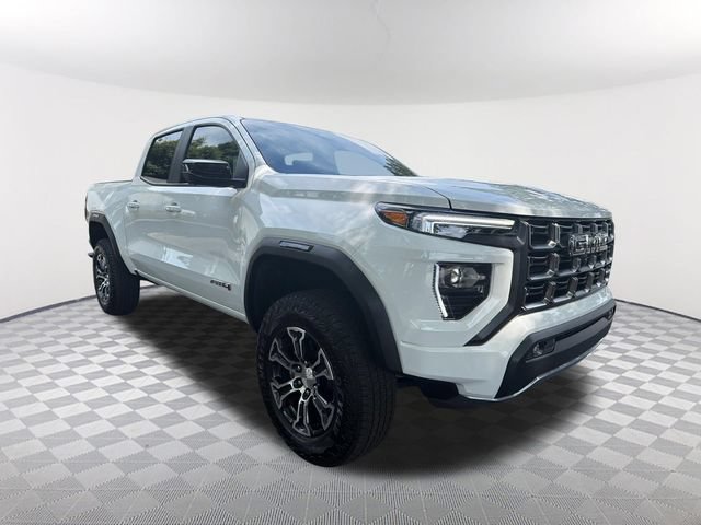 Used 2025 GMC Canyon AT4 w/ Technology Plus Package AWD/4WD image 3