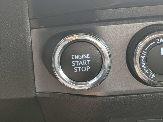 Used 2021 Toyota Tacoma TRD Sport AWD/4WD image 28