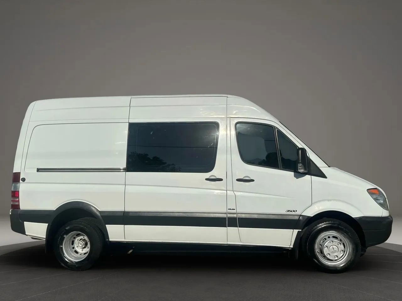 Used 2012 Mercedes-Benz Sprinter 3500 image 5