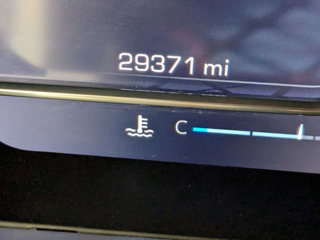 Certified 2025 GMC Sierra 1500 SLT image 19