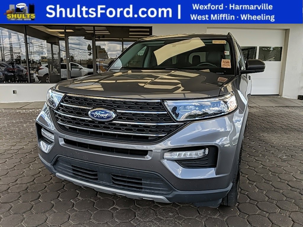 Certified 2022 Ford Explorer XLT w/ Equipment Group 202A