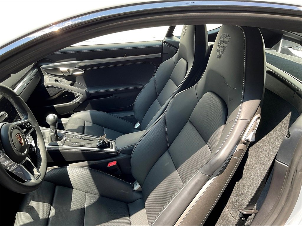 Used 2024 Porsche 718 Cayman Style Edition image 5