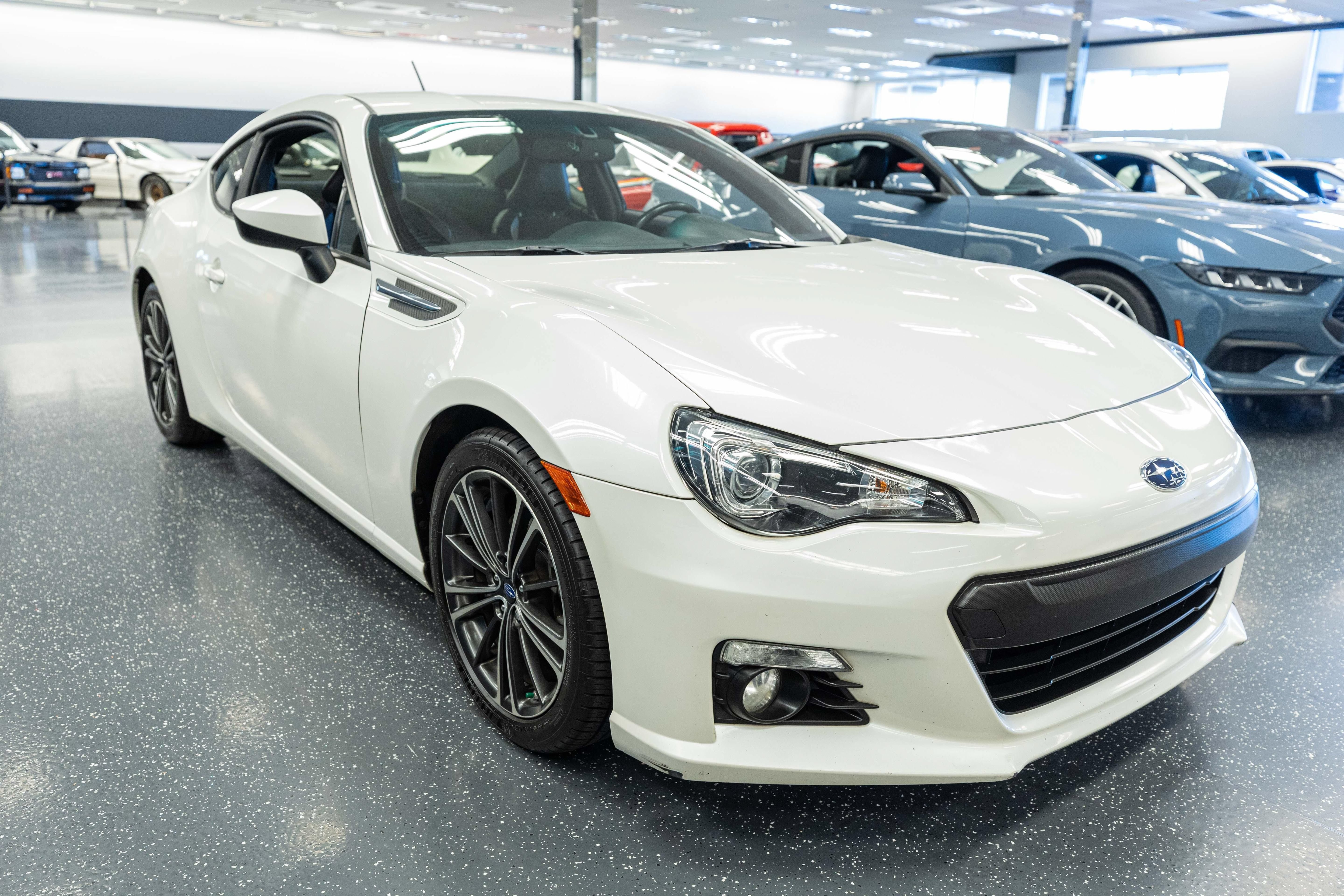 Used 2014 Subaru BRZ Limited w/ Popular Package #1B RWD image 3