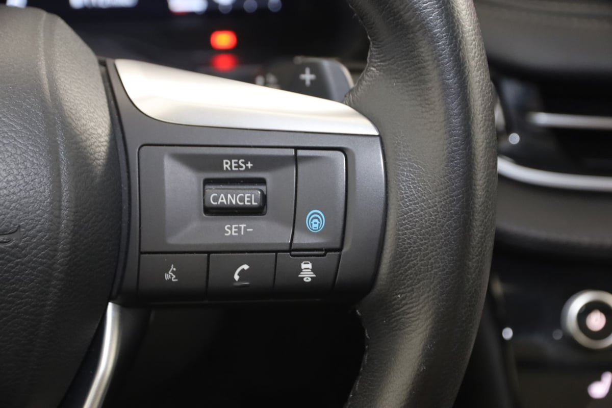 Used 2025 INFINITI QX60 Luxe AWD/4WD image 36