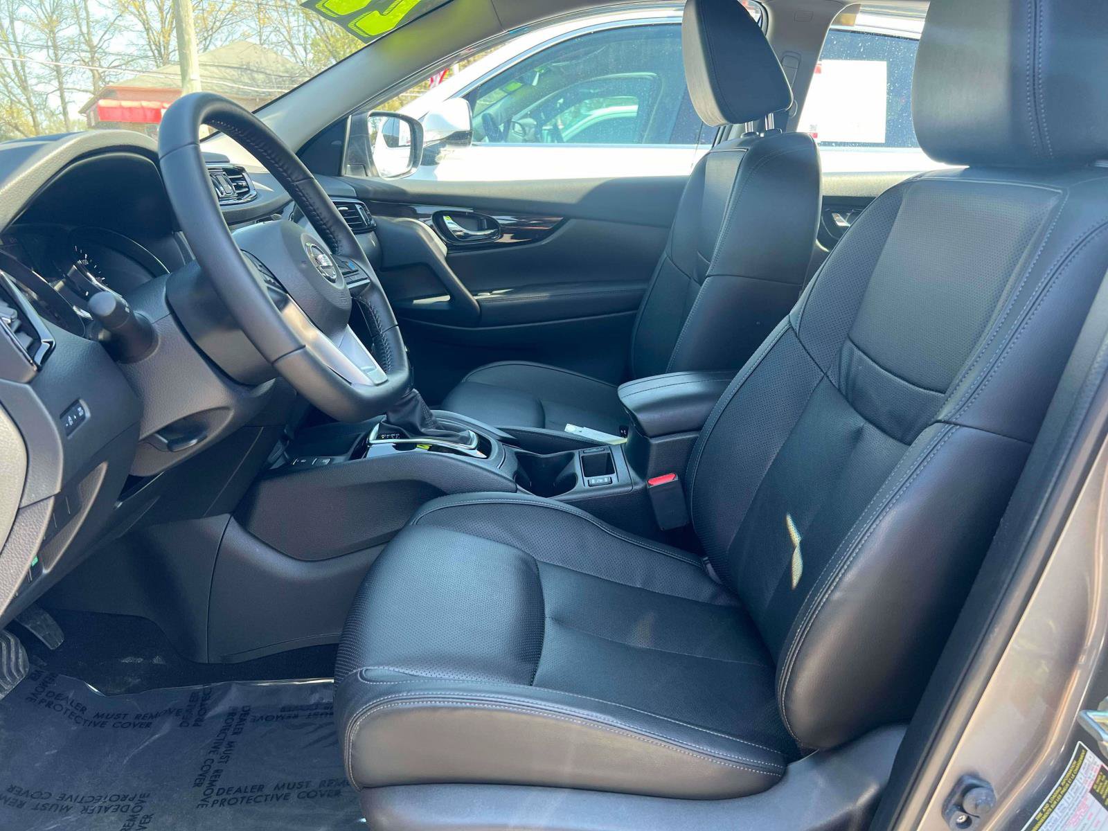 Used 2022 Nissan Rogue Sport SL AWD/4WD image 21