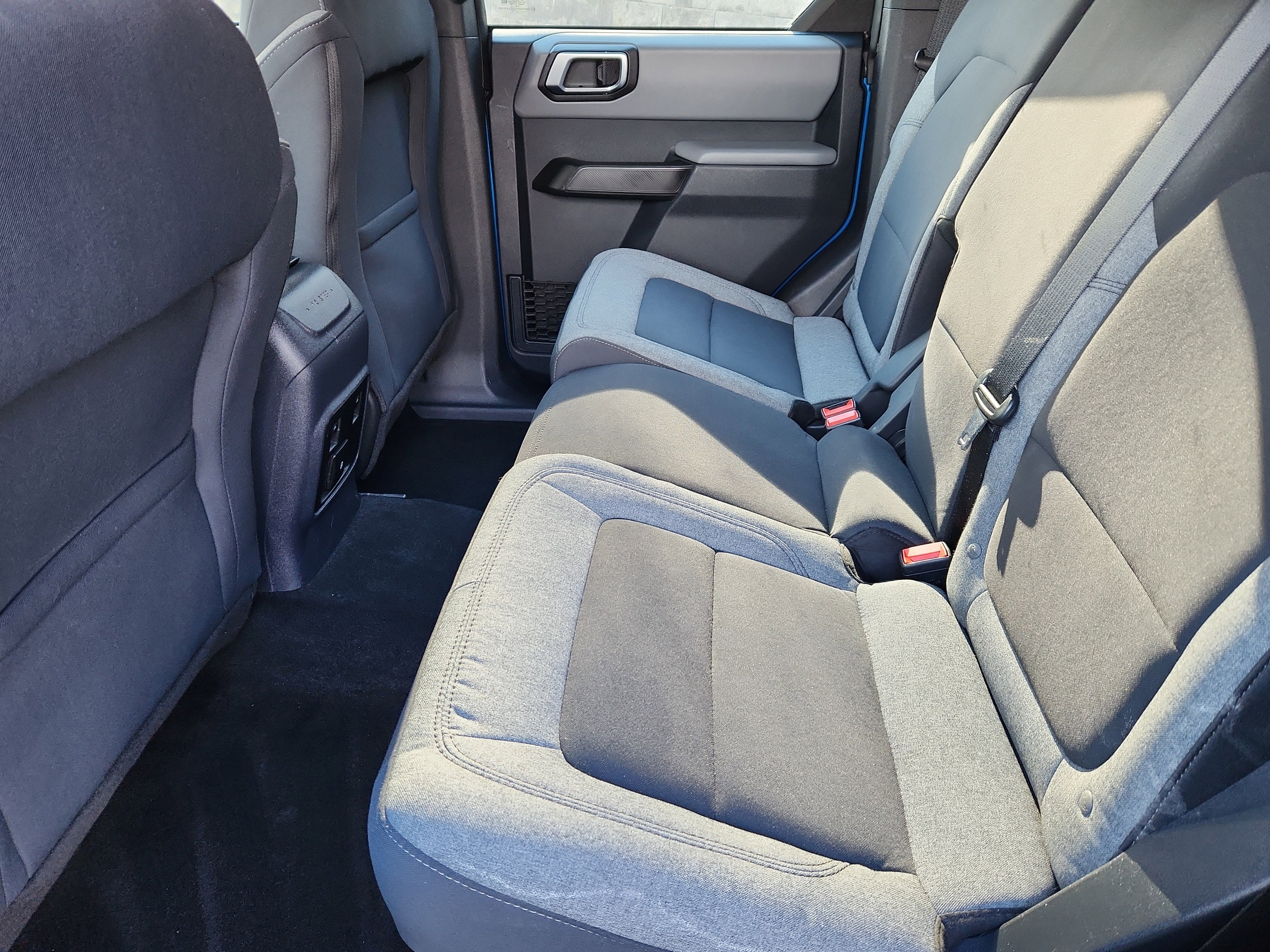 Used 2022 Ford Bronco 4-Door w/ Sasquatch Package image 5