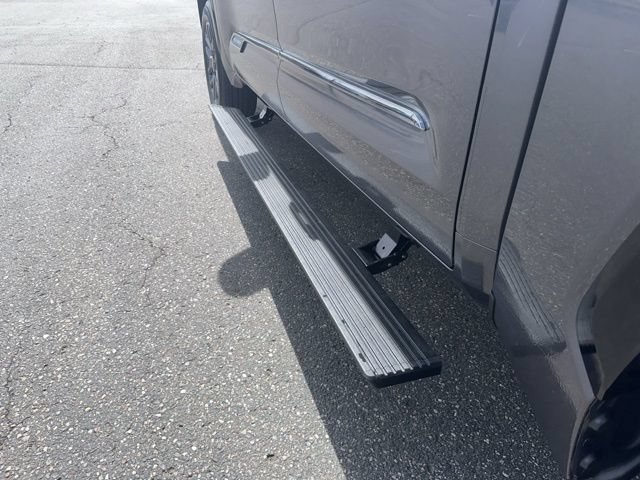 New 2026 Toyota Tundra Platinum AWD/4WD image 19