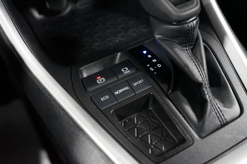 Certified 2024 Toyota RAV4 XLE image 22