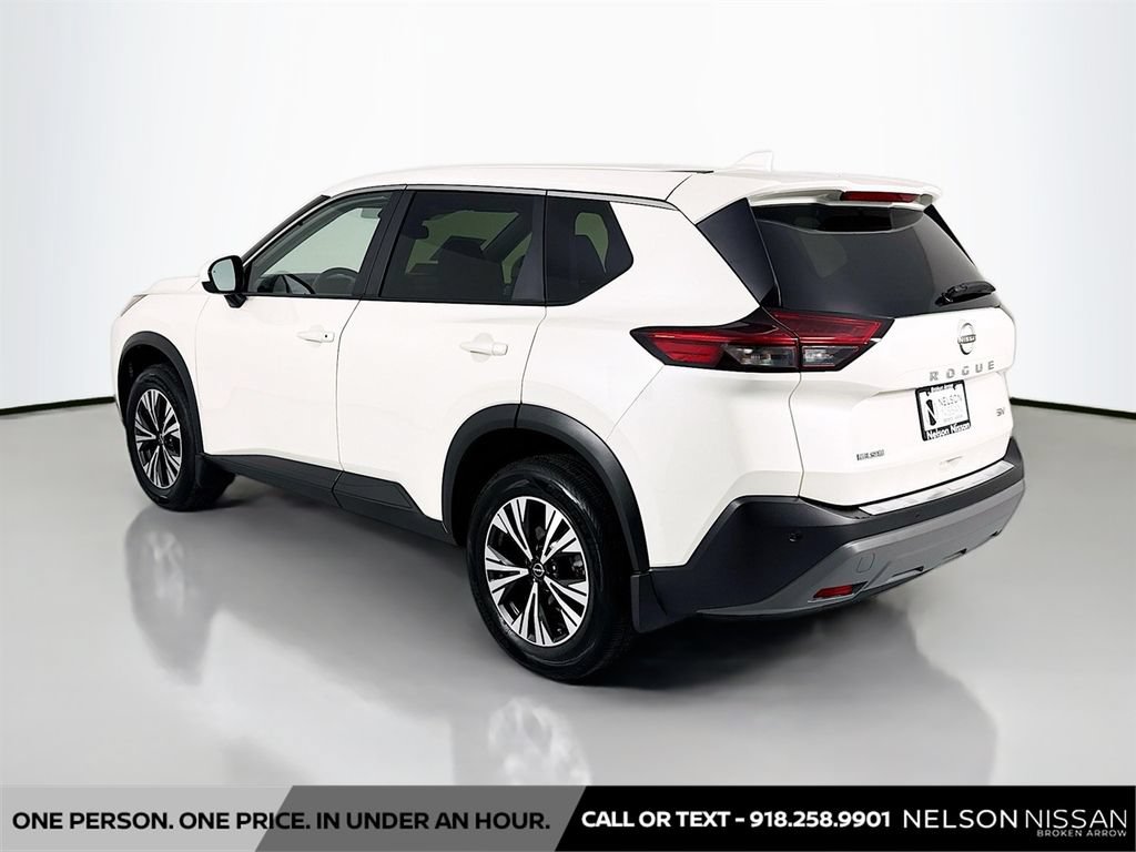 Used 2023 Nissan Rogue SV FWD image 7