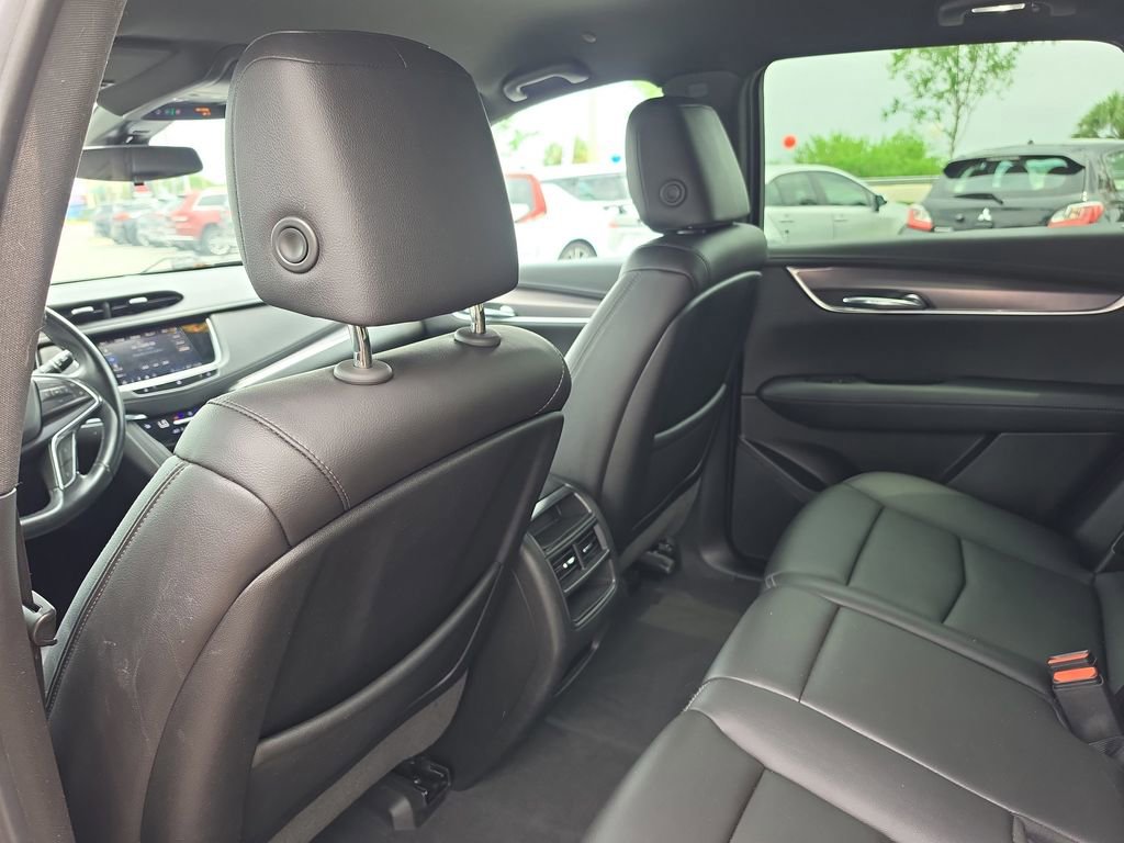 Used 2021 Cadillac XT5 Luxury FWD image 12