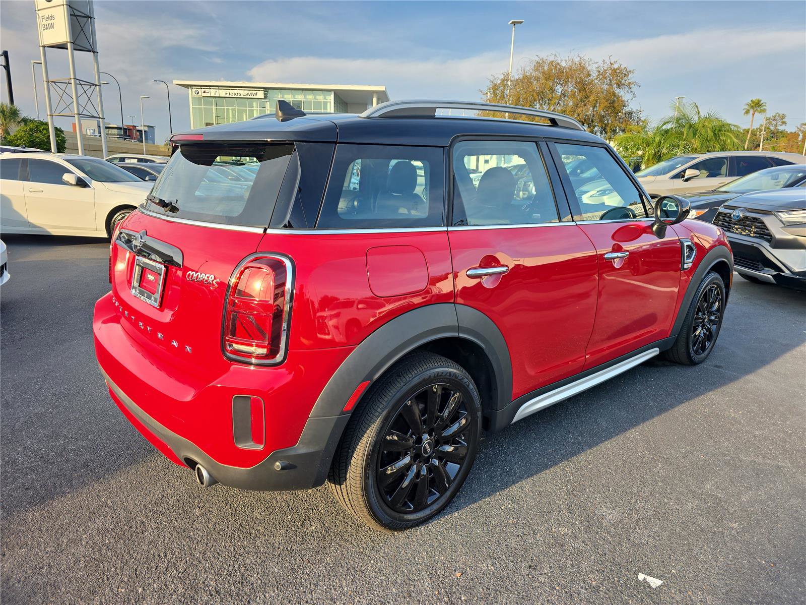 Used 2023 MINI Cooper Countryman S w/ Signature Upholstery Package image 3