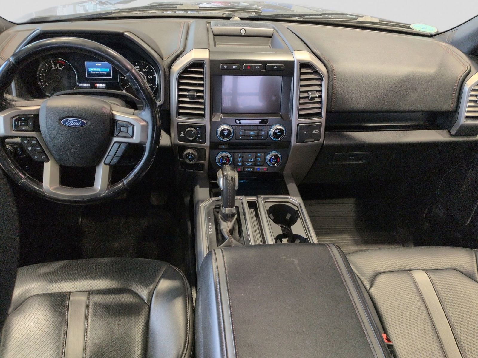 Certified 2018 Ford F150 Platinum w/ Technology Package image 33