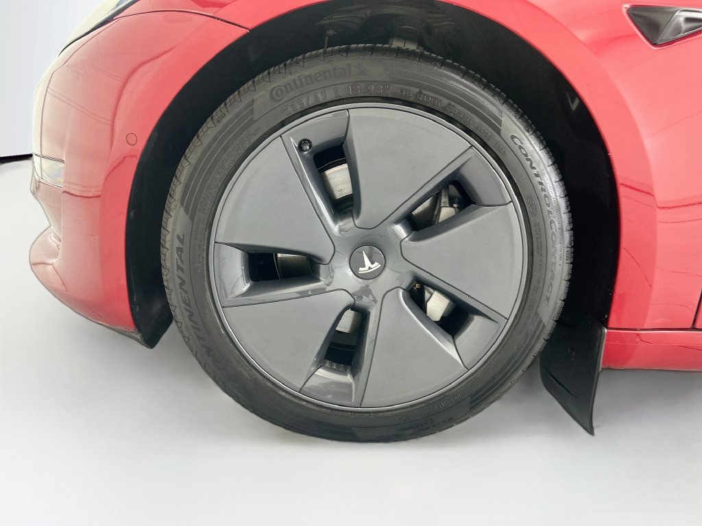 Used 2022 Tesla Model 3 Long Range AWD/4WD image 29