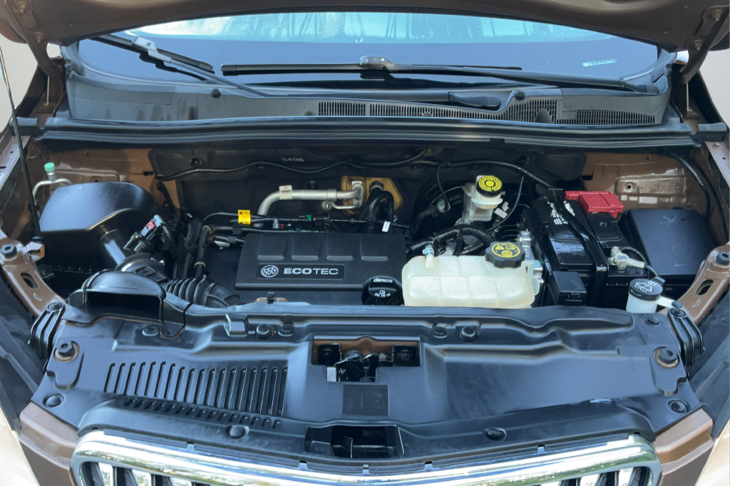 Certified 2016 Buick Encore Convenience FWD image 22