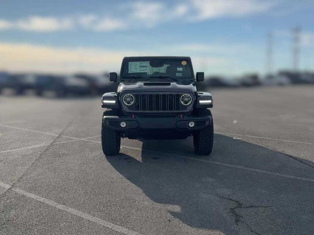 New 2026 Jeep Wrangler Unlimited Rubicon image 2