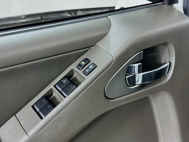 Used 2013 Nissan Frontier PRO-4X w/ Pro-4x Luxury Pkg image 20