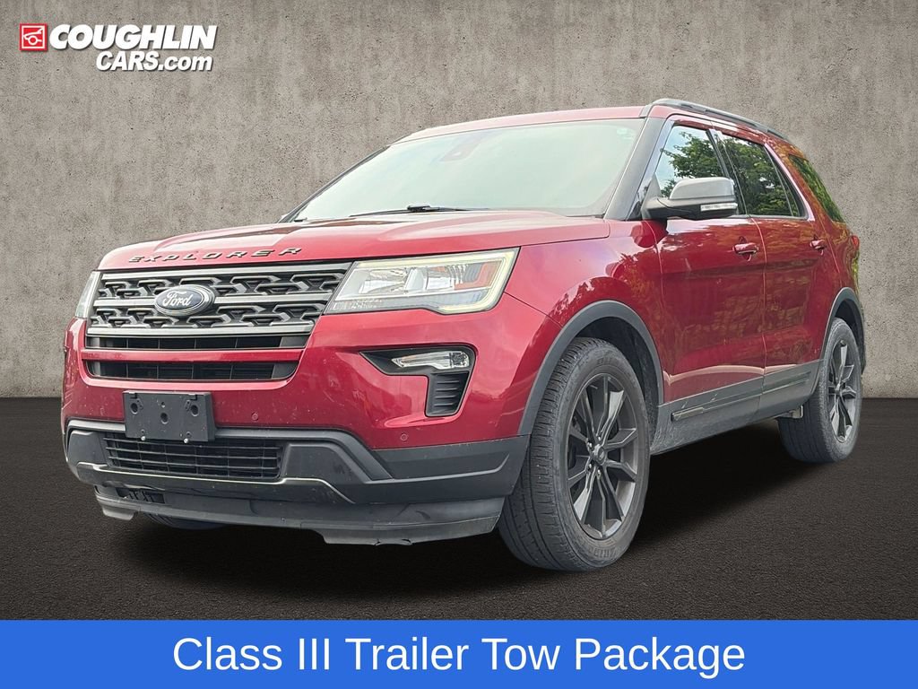 Used 2019 Ford Explorer XLT w/ Equipment Group 202A AWD/4WD image 4