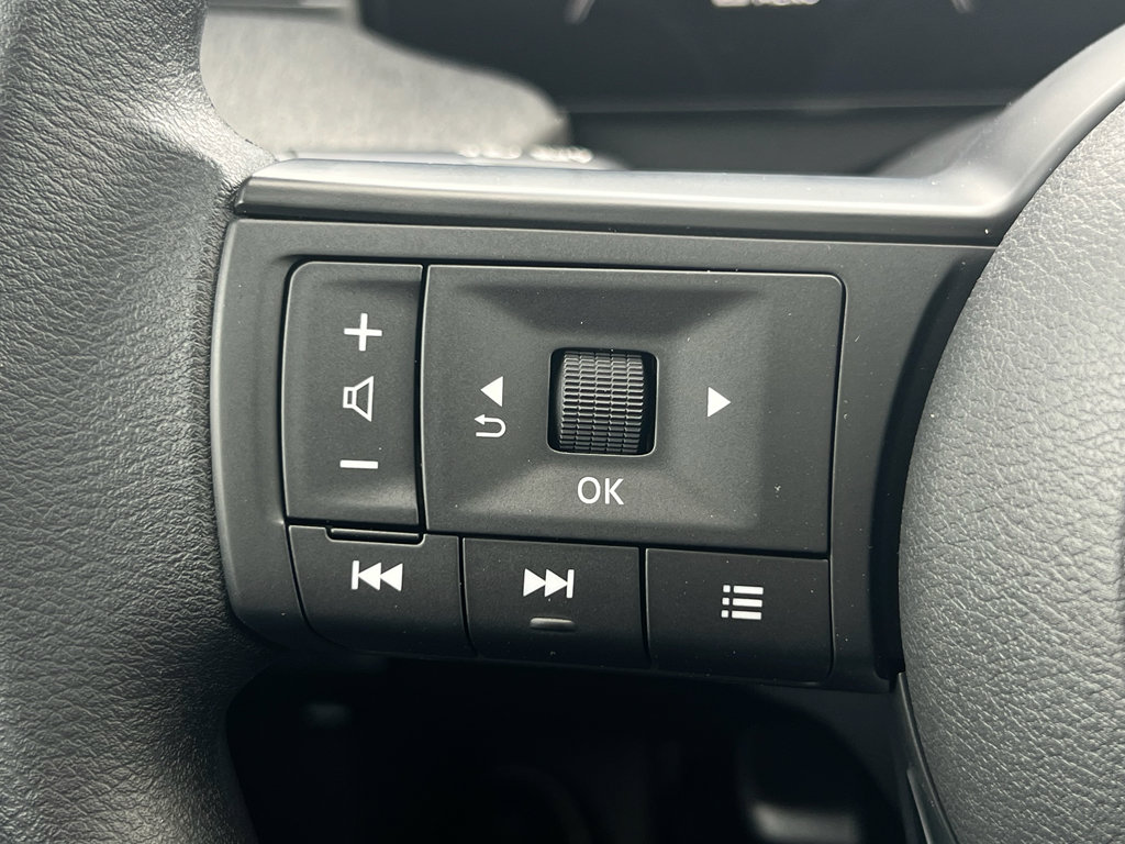 New 2026 Nissan Kicks SV w/ SV Premium Package image 27
