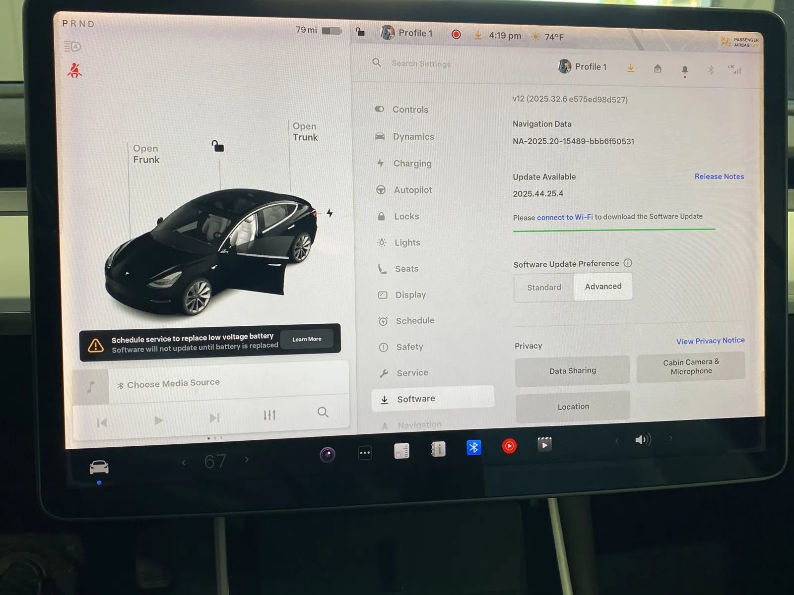 Used 2019 Tesla Model 3 Standard Range image 13
