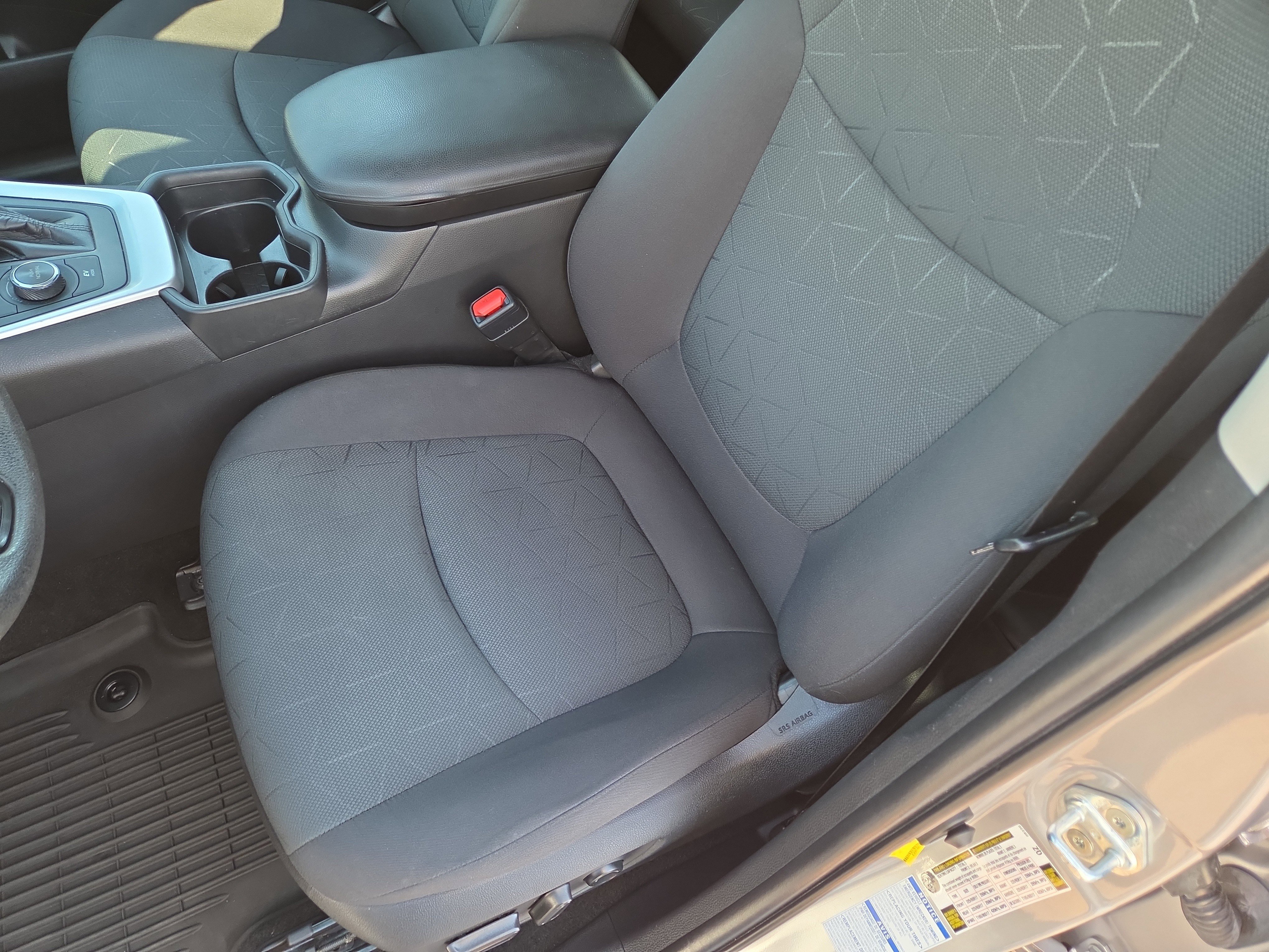 Certified 2021 Toyota RAV4 XLE w/ Convenience Package image 13