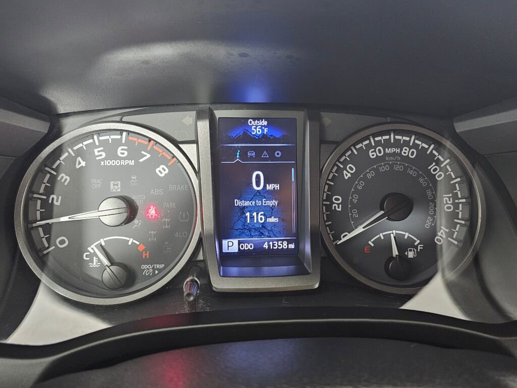 Used 2021 Toyota Tacoma TRD Off-Road image 23