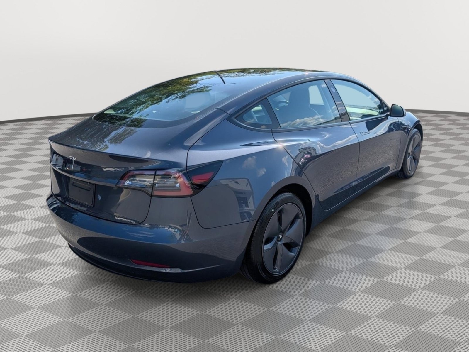 Used 2023 Tesla Model 3 Standard Range RWD image 5
