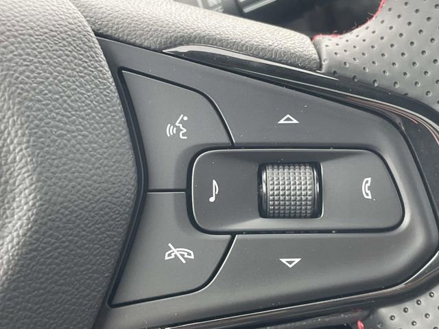 New 2026 Chevrolet Trax RS w/ Sunroof Package image 19