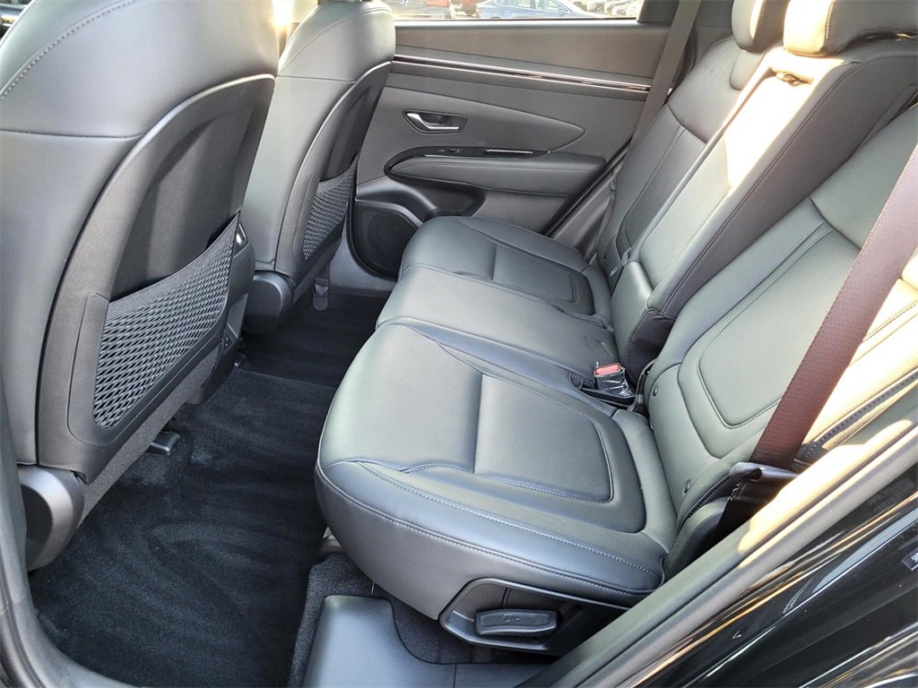 Certified 2023 Hyundai Tucson Limited w/ Cargo Package image 16