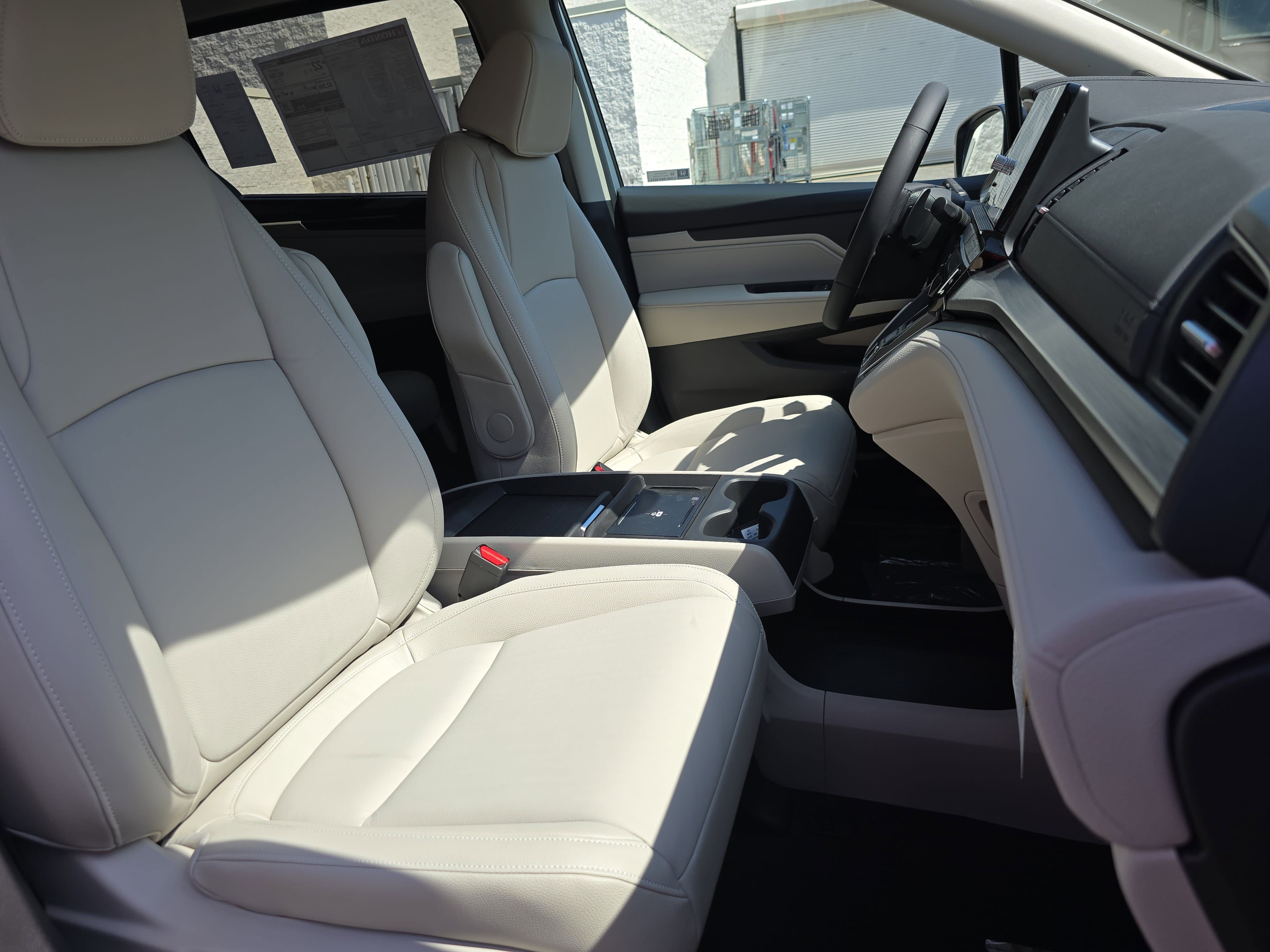 New 2026 Honda Odyssey EX-L image 10