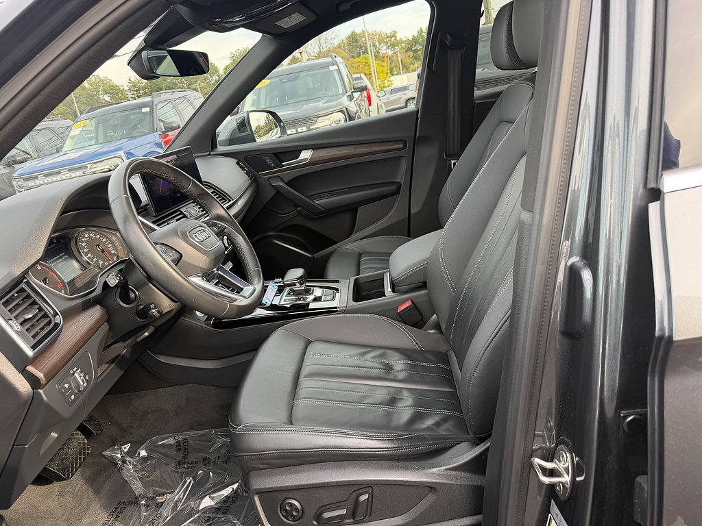 Used 2022 Audi Q5 2.0T Premium AWD/4WD image 12